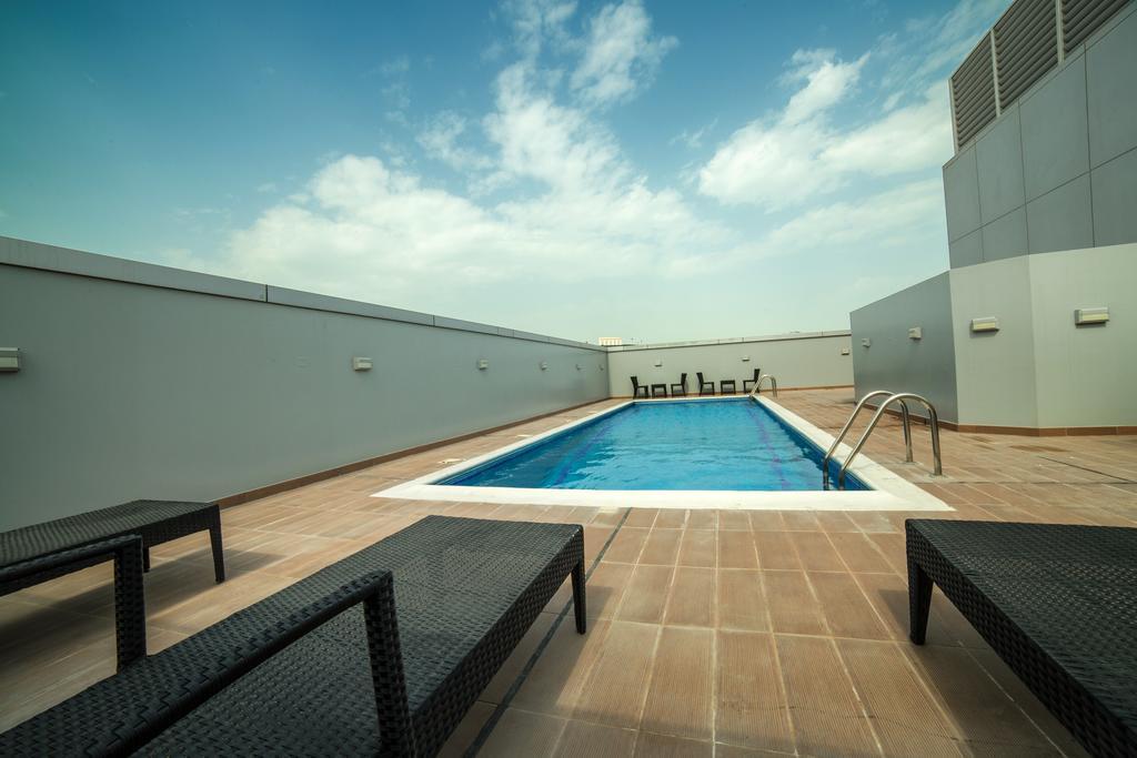 Golden Rose Luxury Suites マナーマ エクステリア 写真