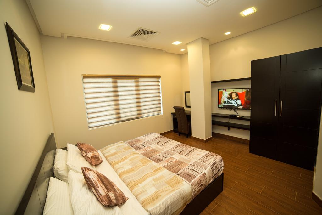 Golden Rose Luxury Suites マナーマ エクステリア 写真