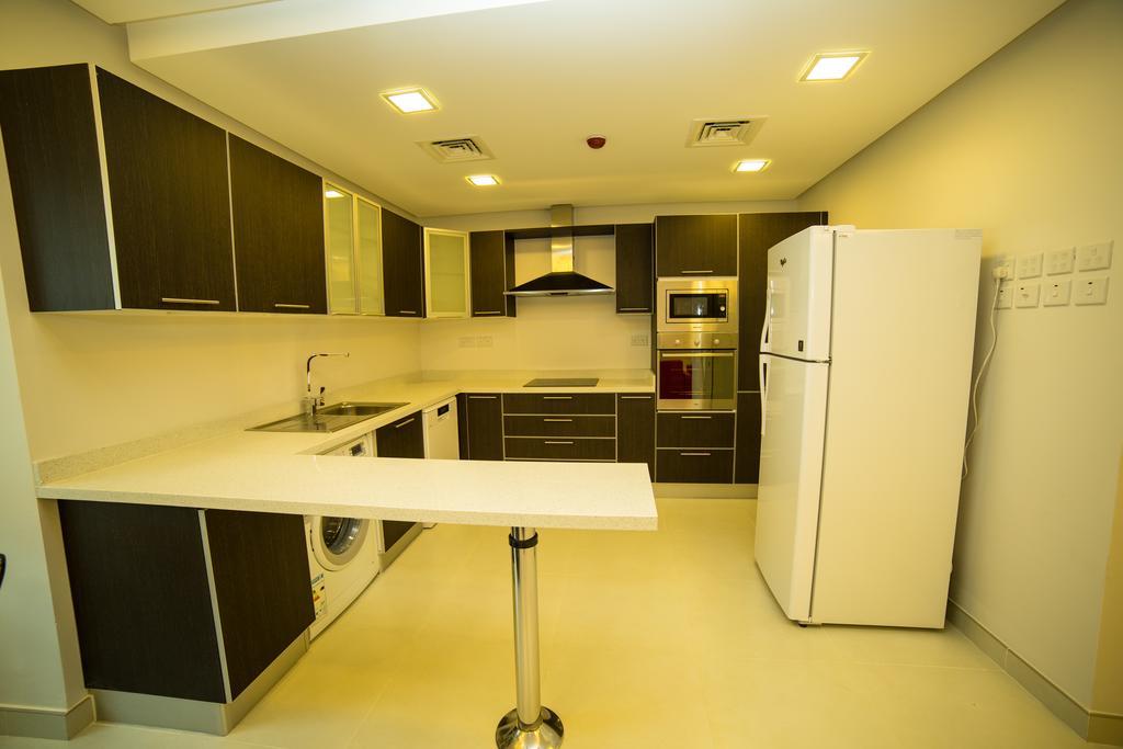 Golden Rose Luxury Suites マナーマ エクステリア 写真